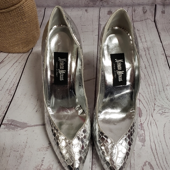Neiman Marcus Silver Heels - Picture 4 of 8